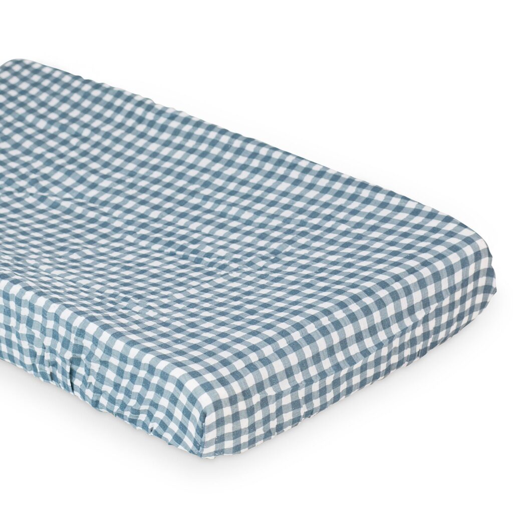LJ722 Lulujo Change Pad Cover - Navy Gingham